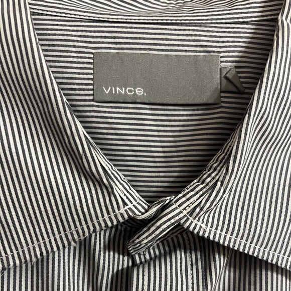 Vince Men’s Long Sleeve Button Down - Picture 2 of 3